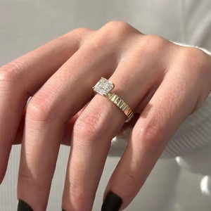 Bague solitaire en or jaune 18 carats avec diamant de laboratoire taille Asscher, ajustement parfait 3,5 mm, pour fiançailles et mariage - Product Image 6