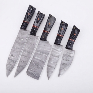 Ensemble de couteaux de cuisine en acier Damas, 5 pièces, couteaux de chef, manche en bois Pakka noir, avec sac en cuir, vente en gros B2B OEM - Product Image 1