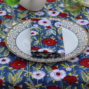 Mantel con Estampado Floral, Patrón Azul, Rojo y Blanco, Uso en Exteriores, Lavable, Estilo Pastoral, Rectangular - Product Image 3