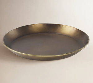 Plateau décoratif rond en laiton antique, finition bronze vieilli, plat peu profond, centre de table en or brossé, plateau rond en laiton à profil bas - Product Image 1