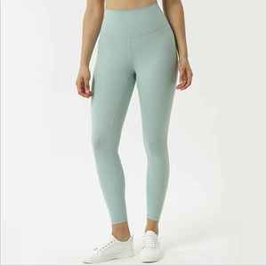 Legging de yoga pour femmes, facile à porter, qualité supérieure, idéal pour l'entraînement et les exercices. - Product Image 2