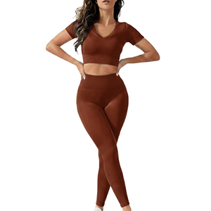 New Custom Women Seamless Yoga Set Gym Workout <b>Leggings</b> and Sports Bra Fitness Wear <b>Activewear</b> Short sleeve Wome Yoga set - Product Image 3