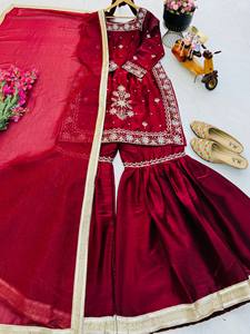 Conjunto de Palazzo y Dupatta con Bordado Floral y Lentejuelas en Color Borgoña, Traje Indio-Pakistaní para Mujer, Ideal para Graduaciones, Diwali, Bodas y Fiestas - Product Image 5