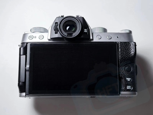 กล้อง DSLR มือสองราคาถูก S5 Mark II 24.2MP ฟูลเฟรม CMOS พร้อมวิดีโอ Full HD และการ์ด SD - Product Image 1
