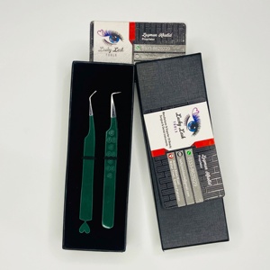 แหนบต่อขนตา Lucky Lash ระดับมืออาชีพ ทำจากสแตนเลสสตีล บรรจุภัณฑ์กล่องพร้อมโลโก้สั่งทำได้  แบบยั่งยืน มุมงอน 90 และ 45 องศา - Product Image 1