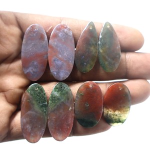 Juego de pendientes de cabujón liso de ágata musgosa de cuarzo natural con juego de colores y acabado pulido - Product Image 1
