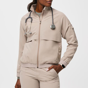 Uniformes Médicos Personalizados con Múltiples Bolsillos para Enfermeras y Salones de Belleza, Chaquetas de Alta Calidad para Hospitales y Clínicas para Mujeres - Product Image 6