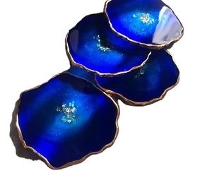 Ensemble de sous-verres en résine personnalisés faits à la main de luxe avec des sous-verres élégants en feuille d'or pour la décoration de la maison, du bar et de la table à manger - Product Image 4