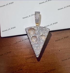 Colgante de Queso de Lujo en Plata 925 con Acabado de Diamantes Moissanite, Collar de Hip Hop para Hombre y Mujer - Product Image 2