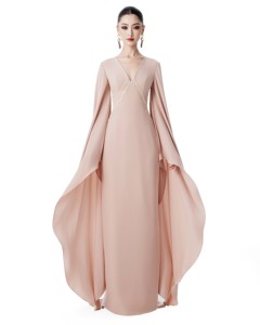 Robe REGAL WINGS _ robe de soirée de luxe haute couture de la marque locale vietnamienne - Product Image 1