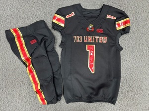 Ensemble d'uniformes de football américain personnalisés pour équipes, vente en gros, vintage, en polyester, pour jeunes et adultes, avec maillot sublimé en mesh et sergé - Product Image 6