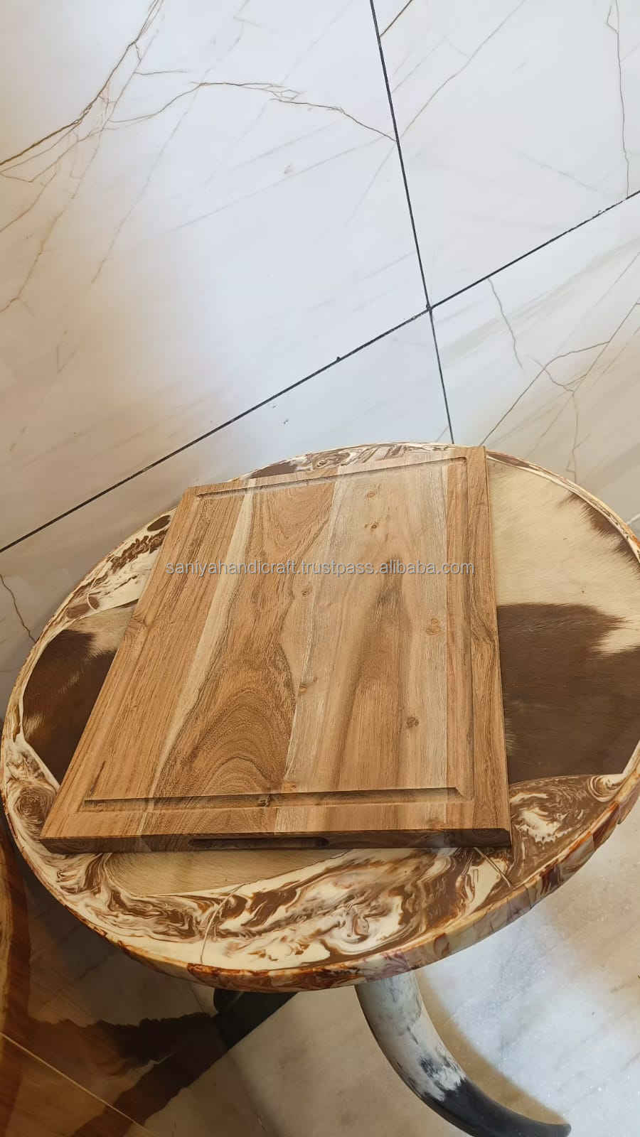 สีน้ำตาล