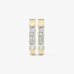 Pendientes de Aro Huggie de Oro Amarillo de 9K con Diamante Cultivado en Laboratorio de Corte Esmeralda de 0.34CT, Joyería Fina Personalizada OEM al por Mayor - Product Image 1