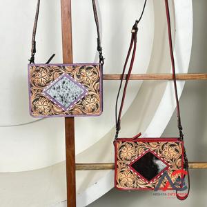 Bolso Bandolera Pequeño de Cuero Genuino Repujado para Mujer, Venta al por Mayor Directa de Fábrica, Bolsos de Mano Cuadrados de Piel de Vacuno Natural con Correa de Muñeca - Product Image 1