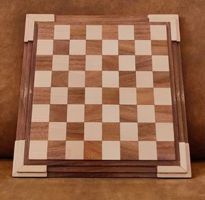 Jeu d'échecs de luxe 3-en-1 en bois, plateau pliable portable avec pièces de backgammon et de dames, jeu éducatif - Product Image 5