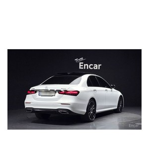 Mercedes-Benz Classe E E350 4MATIC AMG Line 2023, 61 309 km, boîte automatique, sièges en cuir, conduite à gauche, caméra de recul - Product Image 2