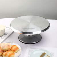Support tournant pour décoration de gâteaux en aluminium de haute qualité, réutilisable et compatible micro-ondes, fourni par une usine d'outils de pâtisserie