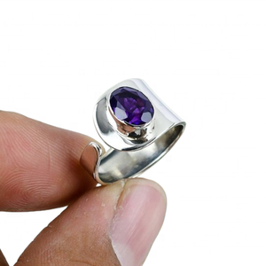 Mejor diseño clásico amatista piedra preciosa cabujón anillo hecho a mano 925 sólida plata esterlina 925 Plata estampada joyería de plata de moda - Product Image 1