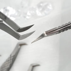 Pinzas para Pestañas con Punta Suave, Agarre de Diamante, Antiestáticas, de Acero Inoxidable, Herramienta Profesional de Precisión para Extensión de Pestañas - Product Image 4