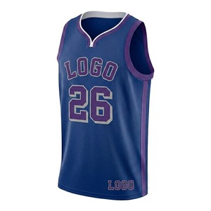 เสื้อบาสเก็ตบอลคอวี ไซส์พลัส แห้งเร็ว ป้องกันแบคทีเรีย ป้องกันรังสียูวี ตกแต่งด้วยแพทช์ ตัดเย็บตัวเลข ระบายอากาศได้ดี - Product Image 3
