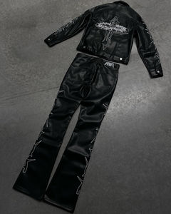 Conjunto de Chaqueta de Cuero con Botones y Pantalones Acampanados de PU para Hombre, con Logotipo Bordado Personalizado del Fabricante - Product Image 2