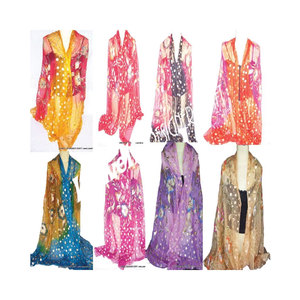 Écharpe Tie-Dye Ombrée en Polyester et Soie Brute Peinte à la Main avec Motif Artistique Imprimé à la Main, Longue et Élégante, Tendance Printemps Décontractée - Product Image 1
