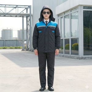 Uniforme de protección para cámaras frigoríficas en unidades farmacéuticas, protege el cuerpo de temperaturas extremadamente bajas - Product Image 3