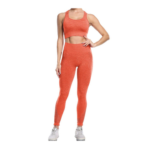 Ensemble de yoga 2 pièces pour femme – Respirant, séchage rapide, sans coutures – Débardeur et leggings taille haute avec logo avant – Tenue de sport et fitness complète - Product Image 4