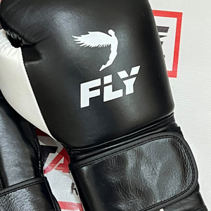 Custom Made MMA Boxing Gloves % Original Leather Full Finger Breathable Professional Punching Lace-Up Boxing Gloves - Product Image 6