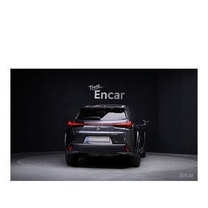 <span class=keywords><strong>Lexus</strong></span> <span class=keywords><strong>UX</strong></span> 2.0 2WD 2024 con Volante a la Izquierda, Asientos de Cuero, Cámara Trasera - 27,977 km, 9 Meses de Uso - Product Image 4