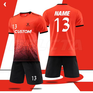 Tenue de football sur mesure en gros, vêtements d'entraînement, uniforme de football fabriqué au Pakistan - Product Image 2