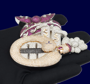 Colgante de Lujo con Diseño de Bolsa de Dinero y Diamantes de Moissanita, Estilo Hip Hop, con Bandana Verde y Símbolo de Dólar - Product Image 5