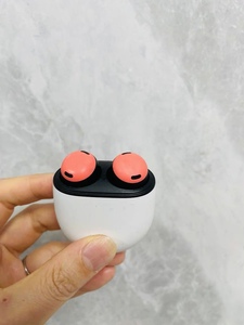 Audífonos Pix Buds Pro con cancelación de ruido, traducción en tiempo real, bajos potentes y excelente cancelación de ruido binaural. - Product Image 2
