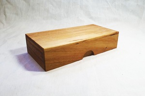 Juego de Dominó Doble Seis de Madera de Colores ILAHI, 28 Piezas, Ecológico, Tallado y Grabado, Diseño Antiguo, Caja Rectangular Alta de Madera - Product Image 4