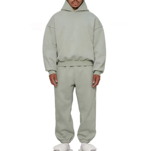 Ensemble survêtement molletonné personnalisé avec logo pour homme : sweat à capuche oversize et pantalon de jogging assorti – Style streetwear décontracté - Product Image 4
