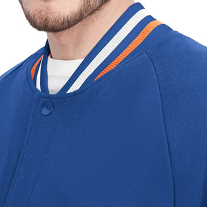 Blouson universitaire élégant en toile pour homme, coupe athlétique, chaud et imperméable, idéal pour l'automne et l'hiver, sports universitaires, personnalisable OEM - Product Image 6