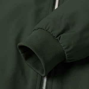 เสื้อแจ็คเก็ตบอมเบอร์ผู้ชายแบบมีโลโก้และดีไซน์ตามสั่ง เสื้อแจ็คเก็ตลำลองสำหรับวัยรุ่น เสื้อแจ็คเก็ตฤดูหนาวสำหรับผู้ชาย คอลเลคชั่นใหม่ปี 2026 เสื้อแจ็คเก็ตบอมเบอร์ผู้ชายน้ำหนักเบา - Product Image 5