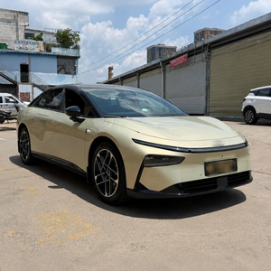 XPENG P7 HATCHBACK Eléctrico 2025 Turbo de Largo Alcance, Máximo 7200 KM, Asientos de Cuero, Techo Panorámico, Faros LED, Neumáticos R18 - Product Image 2