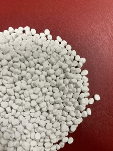 Masterbatch plastique granulaire blanc injectable - Product Image 5