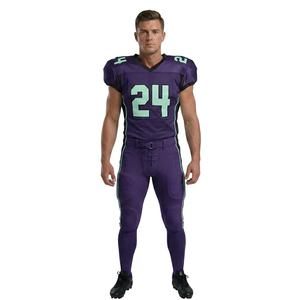 Tenues de football de haute qualité, respirantes et anti-transpiration, fabriquées au Pakistan par une usine OEM avec un service professionnel, en vente. - Product Image 1