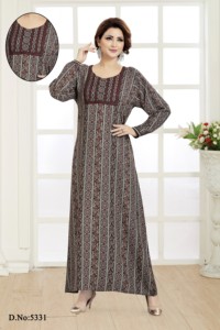 Vestido Kaftan Jalabiya de Tela Alphine Premium con Bordado Intrincado en el Cuello - Product Image 2