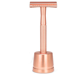 Rasoir de sécurité à double tranchant en acier inoxydable de qualité professionnelle pour hommes - Réutilisable, écologique, léger (15g) - Product Image 1