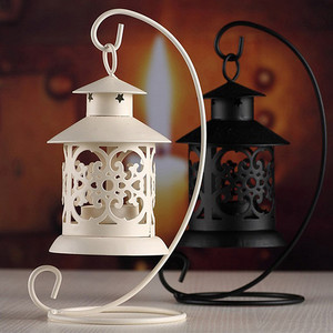 Farol de Hierro Blanco Tradicional Hecho a Mano y Personalizable con Diseño Recortado y Acabado con Recubrimiento en Polvo para Decoración del Hogar, Bodas y Año Nuevo - Product Image 3