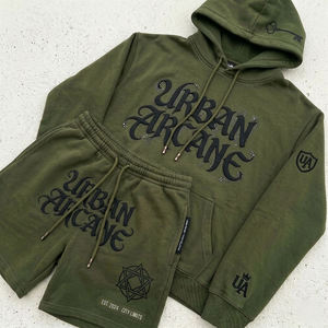 Conjunto de Sudadera con Capucha y Pantalones Cortos Urban Arcane para Hombre, Verde Oliva, Algodón, Felpa Francesa, Ropa Urbana, Ropa de Otoño - Product Image 1