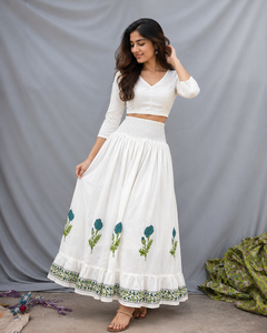 Falda larga de algodón floral verde azulado al por mayor, con cintura fruncida, estilo bohemio casual, estampado a mano, de la India - Product Image 2