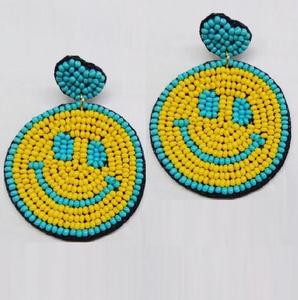 Pendientes de tuerca chapados en oro con cuentas de semillas, hechos a mano, románticos, étnicos, para mujer, joyería de moda para aniversario, lo último en tendencia 2026, el mejor empaque - Product Image 2