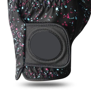 Gant de golf en cuir Cabretta de qualité supérieure avec motif éclaboussures de peinture noire, ajustement flexible, construction en similicuir durable - Product Image 5