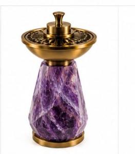 Brûleur d'encens élégant en laiton Bakhoor avec base texturée en résine marbrée, Mabkhara arabe chic en métal avec couvercle filigrané, cadeau de luxe pour l'Aïd - Product Image 2