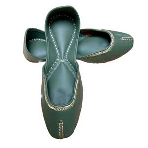Zapatos Khussa de Nuevo Estilo, Cuero Premium, Calzado Tradicional Pakistaní, Cómodos para Mujer, Suministro de Fábrica, Uso Diario - Product Image 1