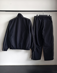 Survêtement coupe-vent personnalisé en nylon 100% pour hommes et femmes, léger, pour le jogging, fabrication OEM ODM, vêtements de sport, entraînement - Product Image 3